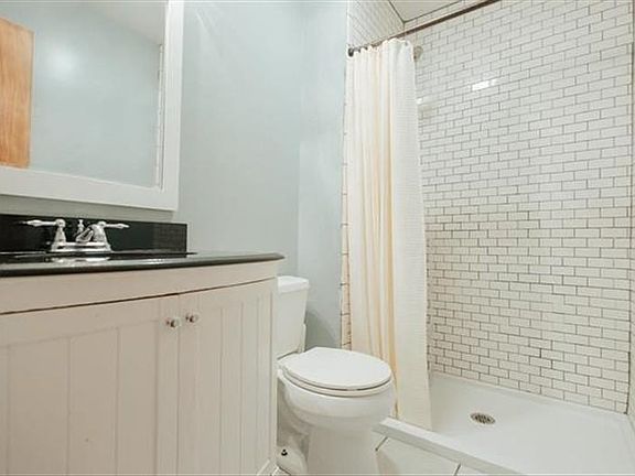 5th image of 320 Harrison Blvd