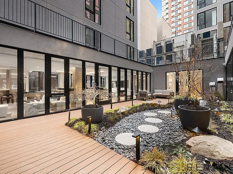 622 11th Ave #1108N — Photo 27