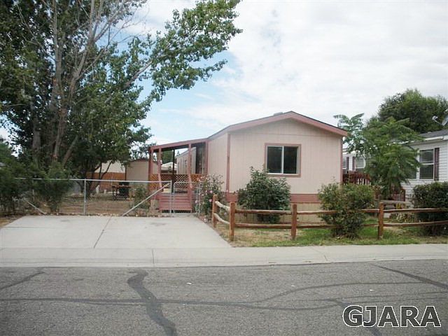 1st image of 521 Holly Park Dr
