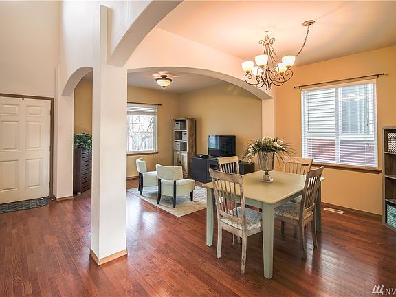 4th image of 15431 104th Way SE