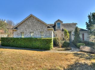 7815 Moss Brook Dr, San Antonio, TX 78255