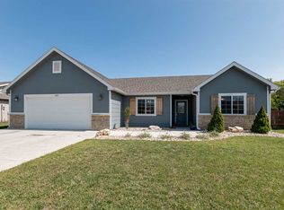 4693 Nature Ave, Manhattan, KS 66502