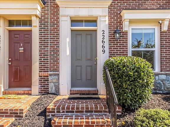 2nd image of 22669 Majestic Elm Ct