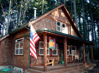 10807 Matthews Way, Anderson Island, WA 98303