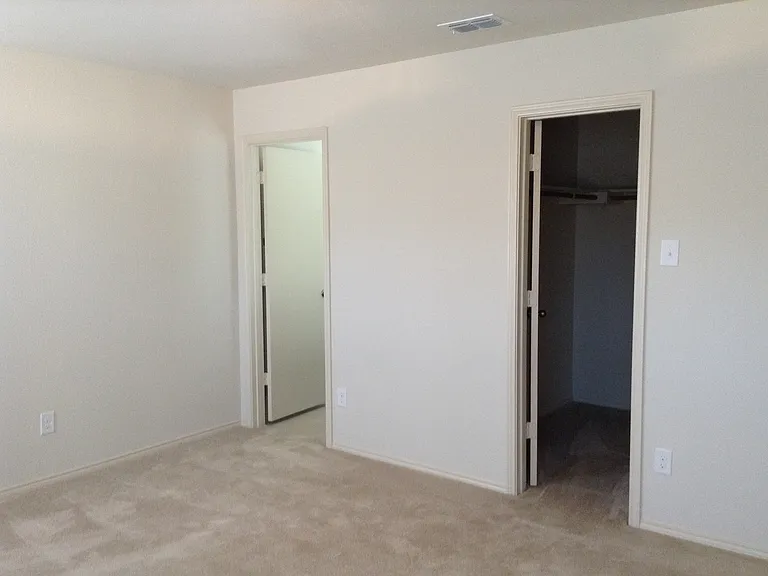 1413 S Raven Dr — Photo 8