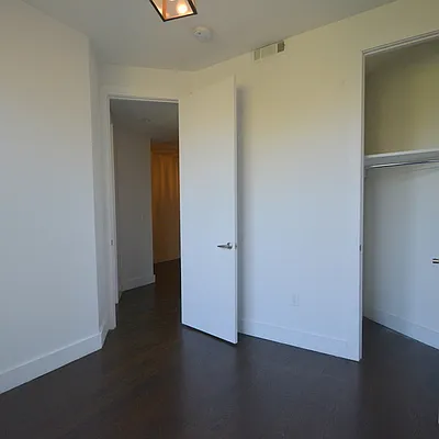 Rented by TheRealEstateCompany.com LLC | media 25