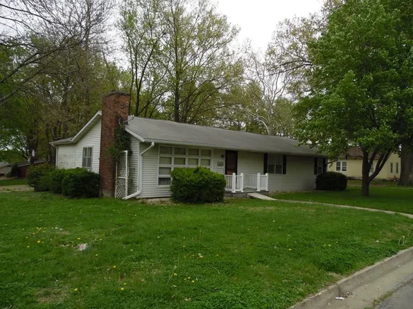 918 Meade St, Brookfield, MO 64628