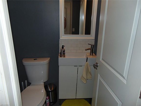 5th image of 7380 Avon Dr Unit A