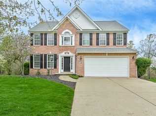 118 Southridge Dr, Cranberry Township, PA 16066