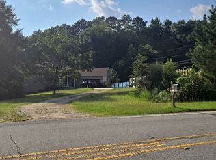 984 Rocky Creek Rd, Hampton, GA 30228