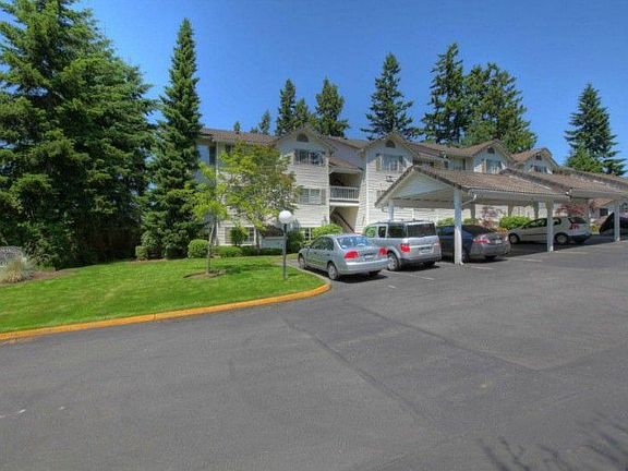 2nd image of 4316 W Lake Sammamish Pkwy SE #H101