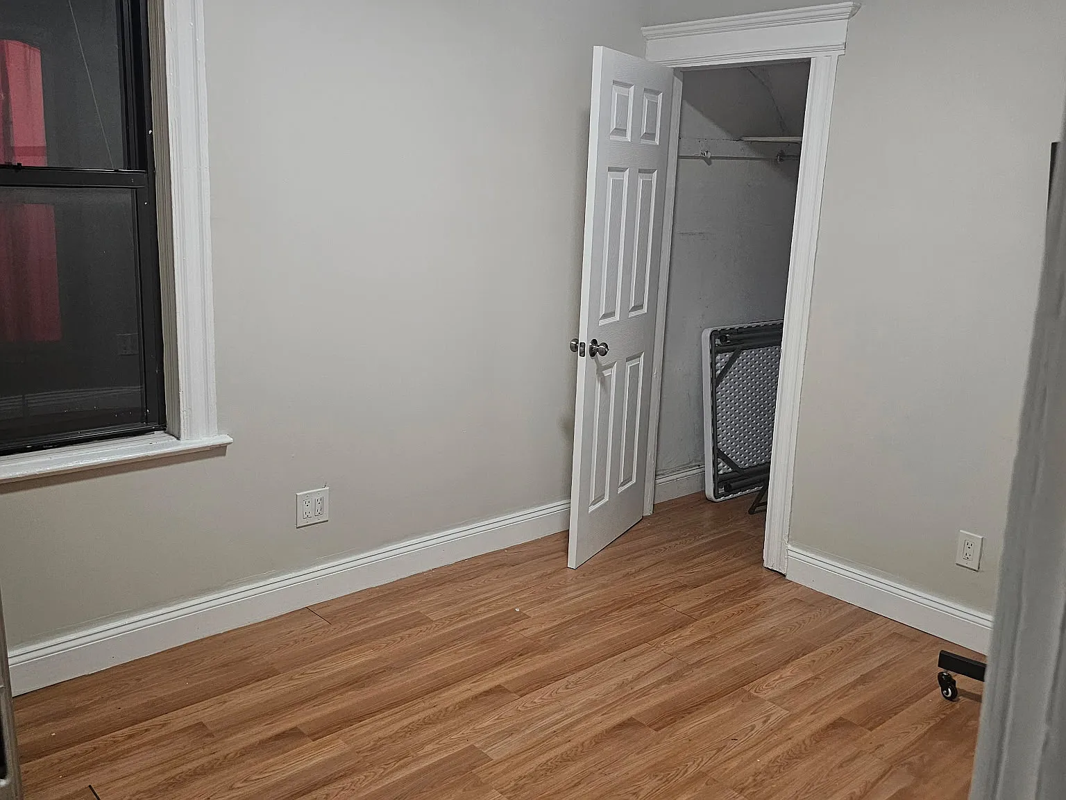 3 bed, $1,875 — Photo 2