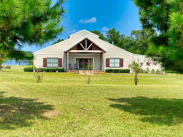 Waterfront Jefferson Tx Waterfront Homes For Sale 15 Homes Zillow