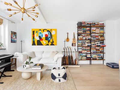 63 E 9th St APT 8X, New York, NY, 10003