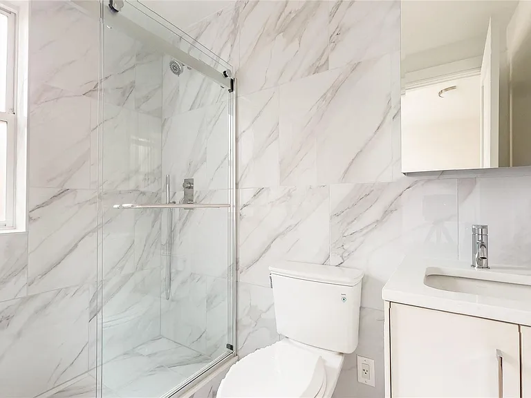148-09 Northern Blvd #5M — Photo 9