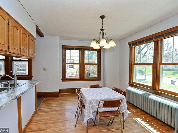 5th image of 1655 Hubbard Ave