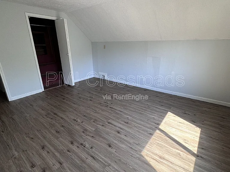 2876 Hudson Dr #A — Photo 19