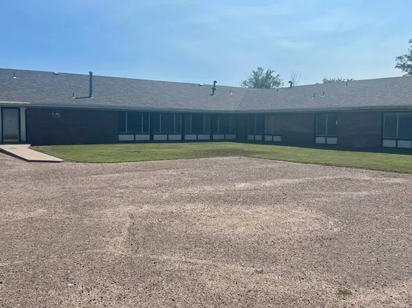 108 Aspen Rd, Goodland, KS 67735