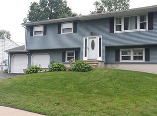 1218 W Peoria Pl, North Brunswick, NJ 08902