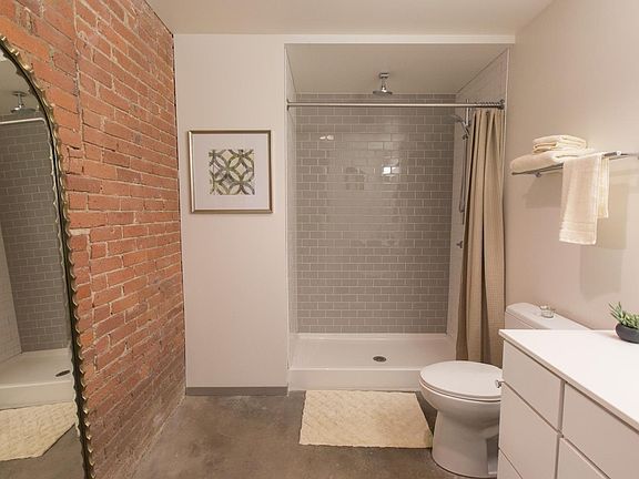 5th image of 160 Water St #E7c9b1327