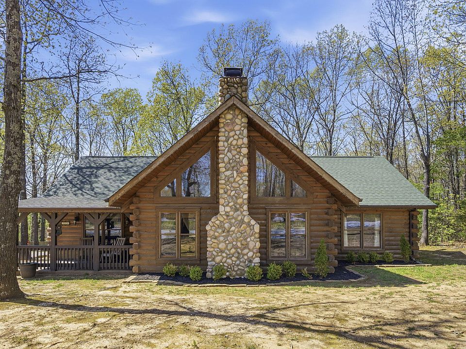 1st image of 906 Jones Road