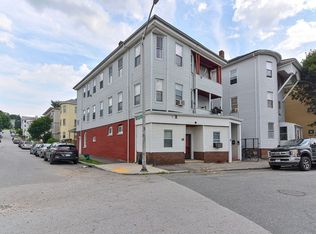 15 Perry Ave, Worcester, MA 01610