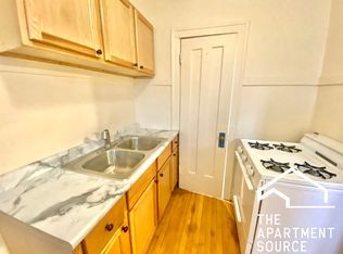 7437 Randolph St APT A, Forest Park, IL 60130