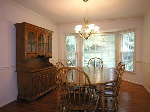 5th image of 9720 S Park Cir