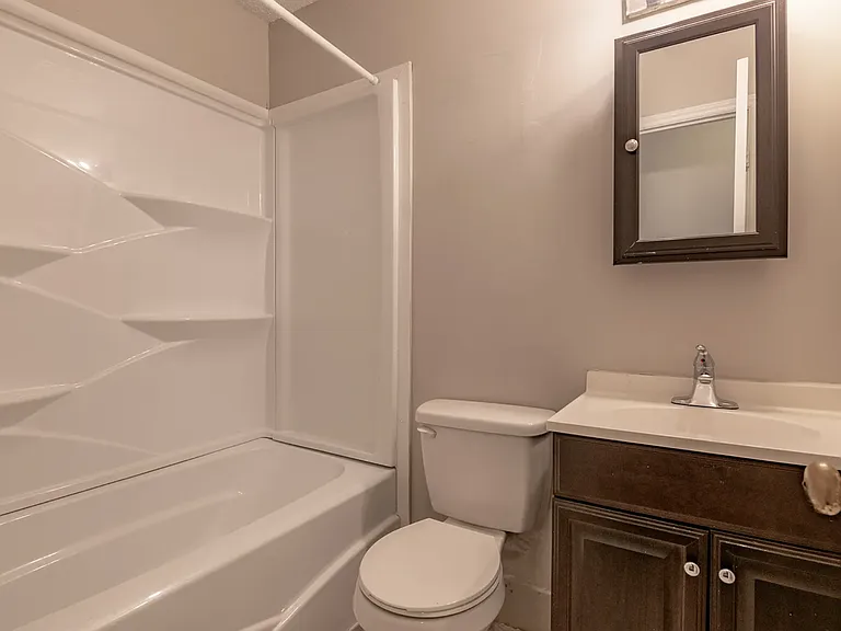 103 Young Ave — Photo 6
