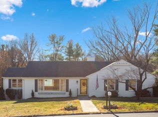 210 Edgewood Rd, Staunton, VA 24401