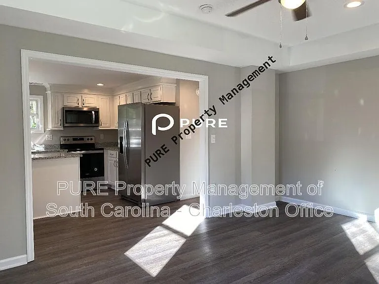 1612 Acacia St — Photo 6