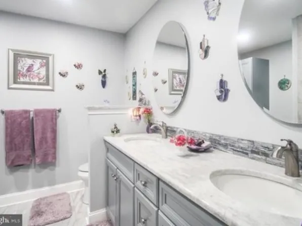 636 Greycliffe Ln, Ambler, PA 19002