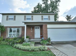 3075 Montezuma Dr, Cincinnati, OH 45251