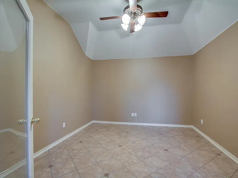 224 Heatherwood Dr — Photo 22