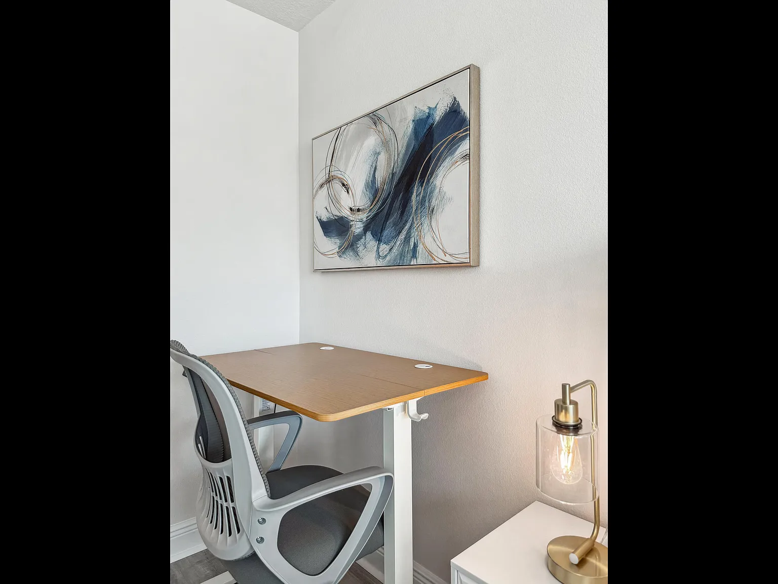 3 bed, 2.5 bath, 1537 sqft, $2,200 — Photo 4