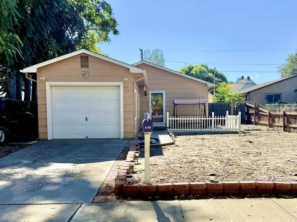 320 E 5th St, Florence, CO 81226