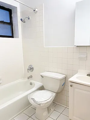 Rented by Waverly Realty Associates | media 16