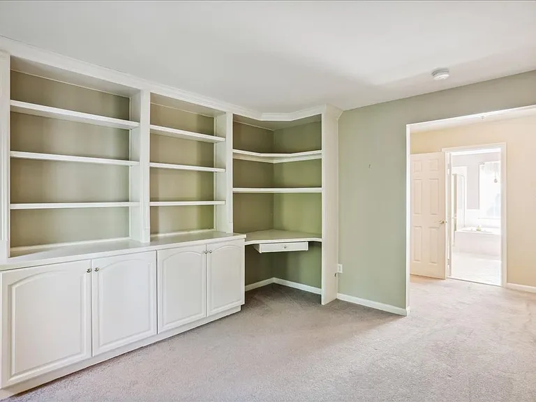 8931 Falls Farm Dr — Photo 79