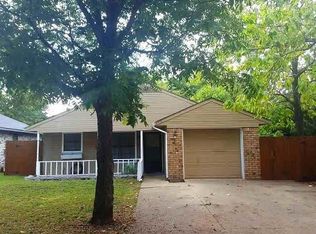 405 S Dallas St, Kaufman, TX 75142