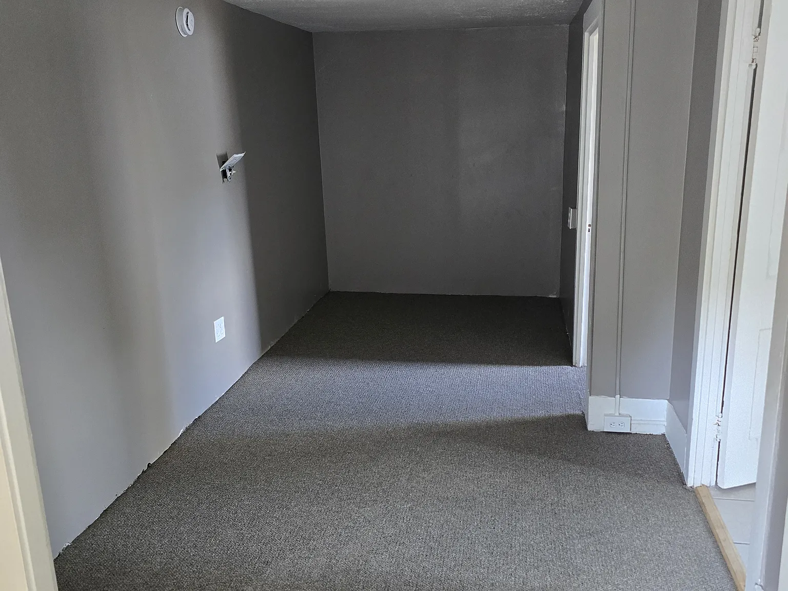 1 bed, 550 sqft, $892 — Photo 4