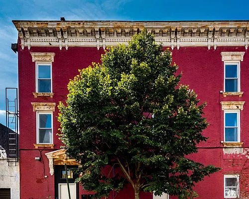 Rented by Nooklyn NYC LLC | media 84