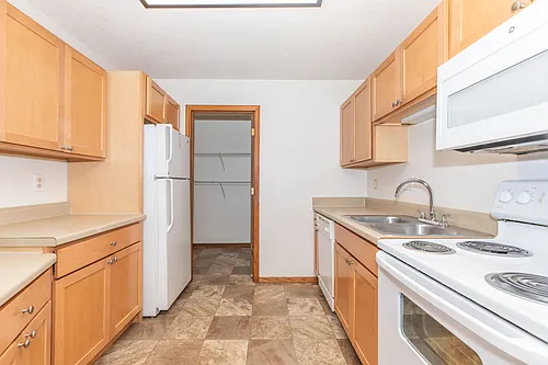 931 41st St NW #101 Photo 1