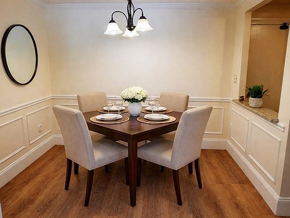 4th image of 15 Davis Rd APT B11