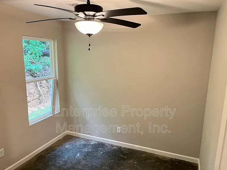 2645 Mirror Ave — Photo 21