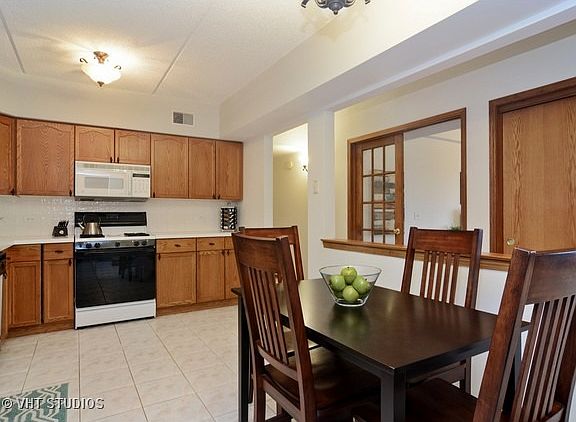 4th image of 201 N Vail Ave APT 606