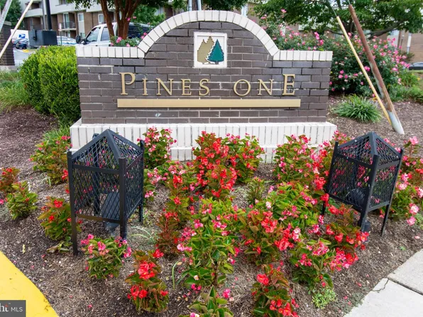 10202 Prince Pl #2-303, Upper Marlboro, MD 20774