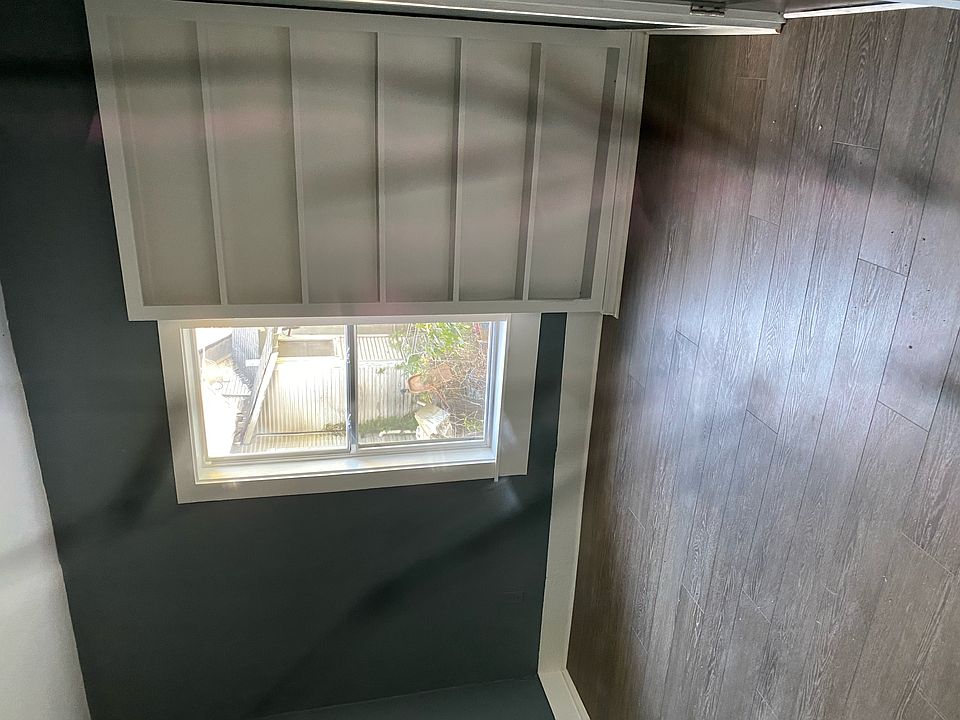 2nd image of 1524 W 59th St