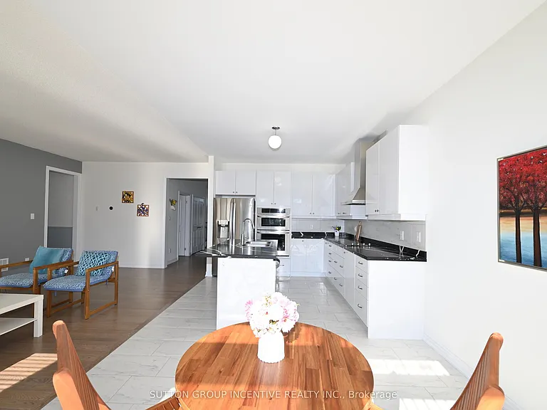23 Beatrice Dr — Photo 21