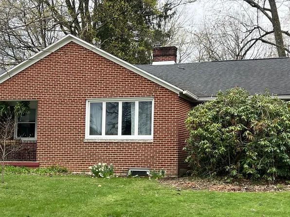 1434 S Pugh St, State College, PA 16801