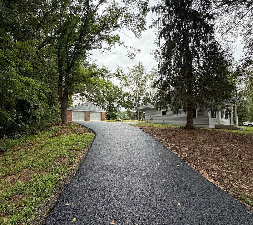 1st image of 4480 Phillips Rd